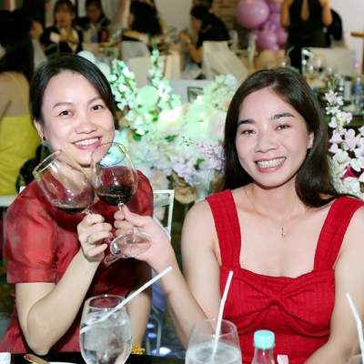 Bí quyết tổ chức tiệc tất niên thành công để lại nhiều kỷ niệm đẹp