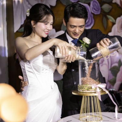 ĐÁM CƯỚI ĐƠN GIẢN NHƯNG TRỌN VẸN: LỰA CHỌN ĐÚNG GIÚP BẠN VỪA ĐẸP, VỪA TIẾT KIỆM
