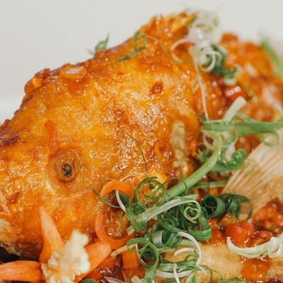 Cá diêu hồng sốt chanh dây 