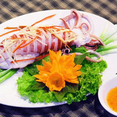 Mực Phú Quốc hấp mẻ