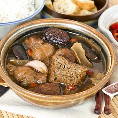 Súp sườn tiềm thuốc bắc 