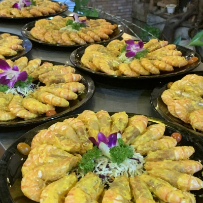 Tôm trứng muối